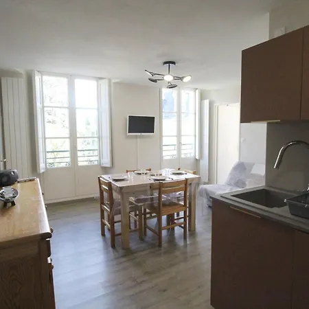 Luchon - 2 Pieces Pour 6 Pers. Avec Parking Et Animaux Admis - Fr-1-313-226 Apartment *